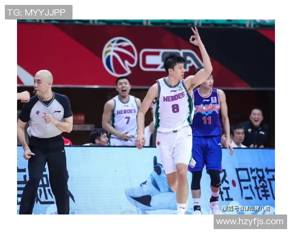 西安篮球队以52分稳居锦标赛积分榜首位展现强劲实力 西安篮球队以52分稳居锦标赛积分榜首位展现强劲实力